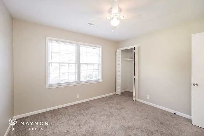 108 Henrietta Dr — Photo 9