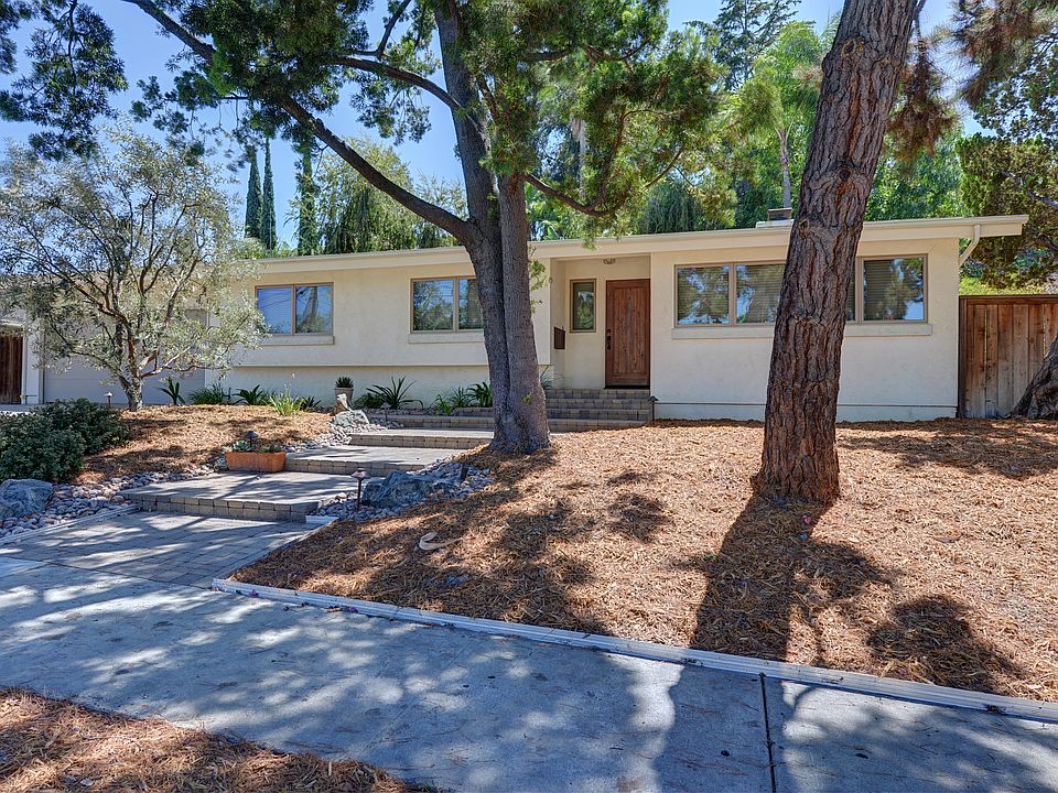 1st image of 9421 La Suvida Dr