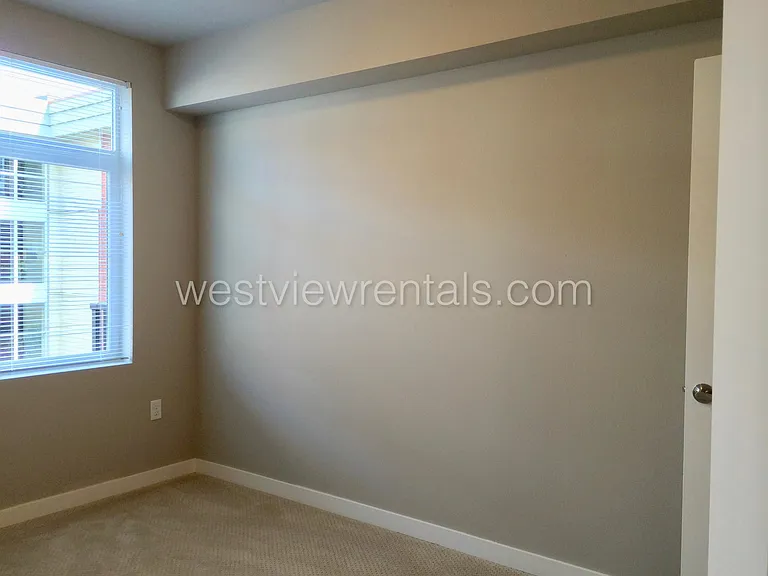 1010 Railroad Ave — Photo 397