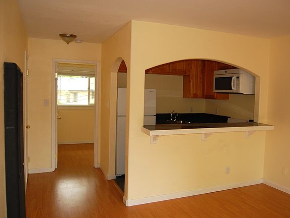 2nd image of 2414 P St #12