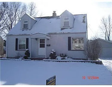 435 Koehler Dr photo 1