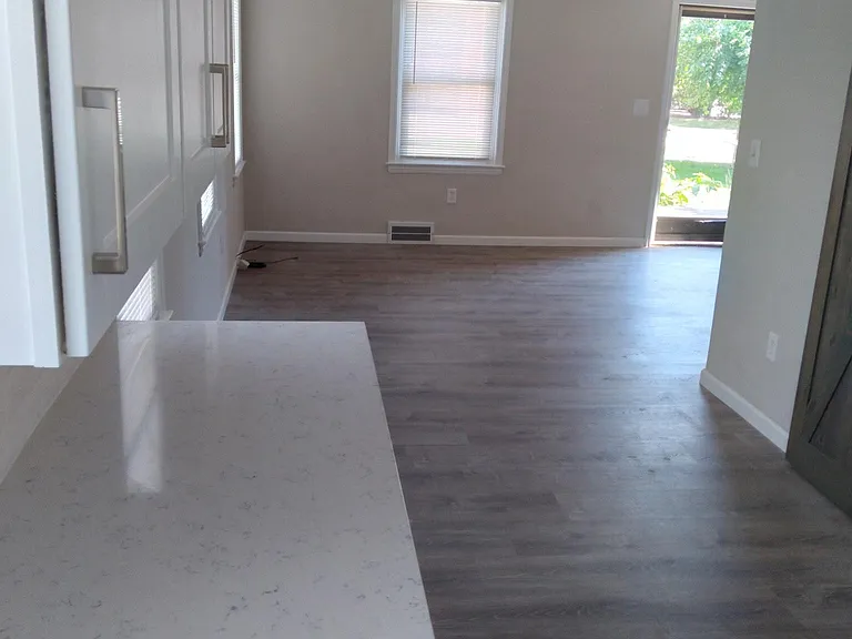 22933 Power Rd — Photo 9
