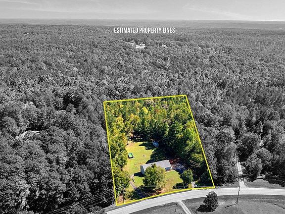 2nd image of 7388 Post Rd