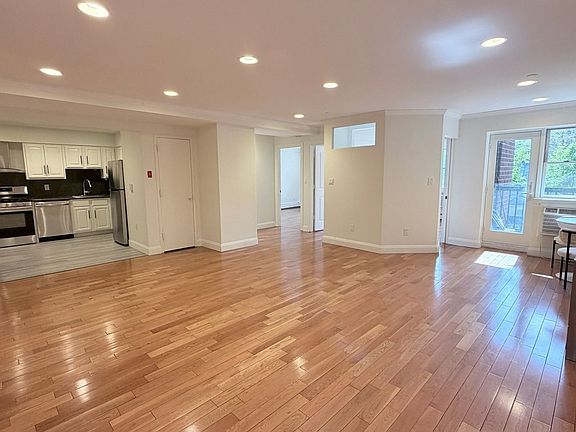5th image of 8371 116th St APT 5A