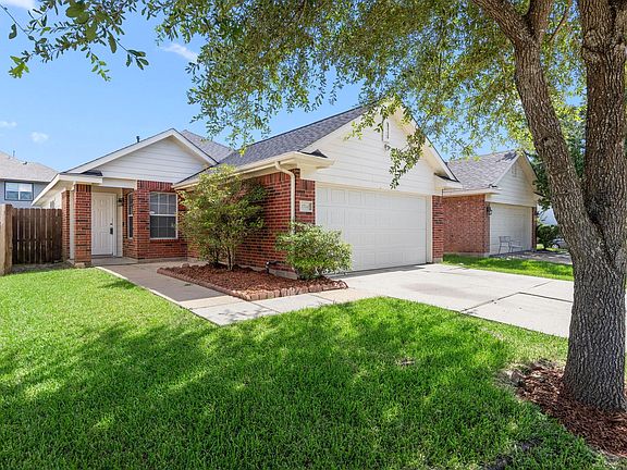 2nd image of 2746 Grahamwood Ln