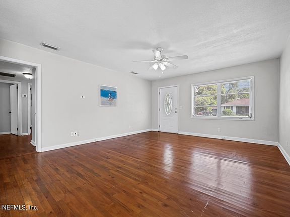 5th image of 5134 ATTLEBORO Street