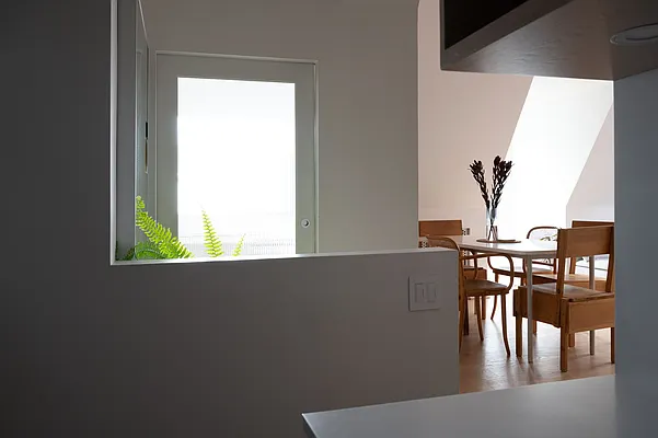 Rented by Compass | media 55