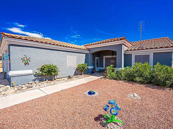 2nd image of 7888 E Saddleback Dr