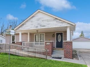 4229 Thompson Ave, Des Moines, IA 50317