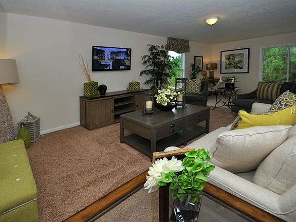 2nd image of 3804 Crystal Dew St