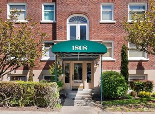 1808 Bigelow Ave N APT A, Seattle, WA 98109