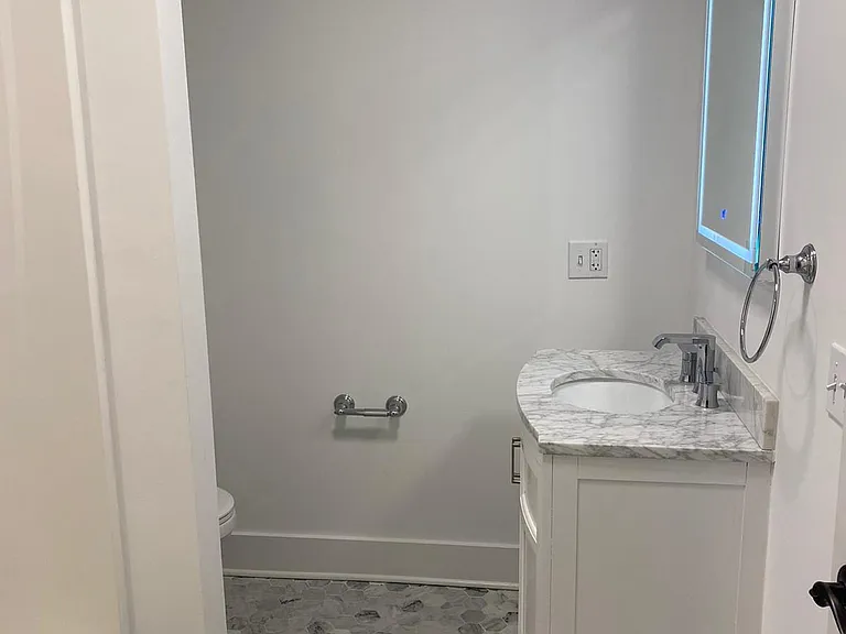 95 Troup St #3 — Photo 21