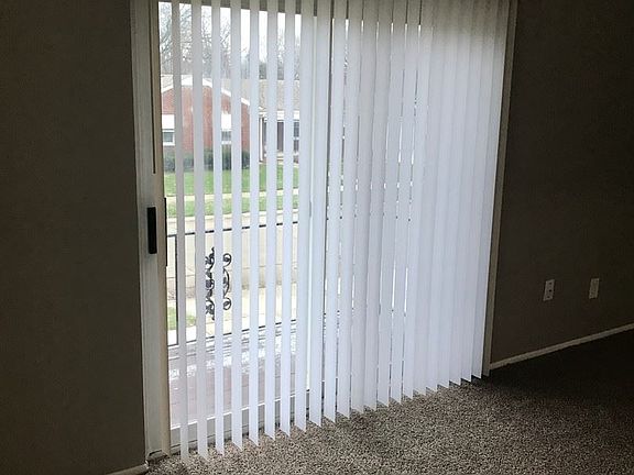 3rd image of 23205 Beechwood Ave APT 10