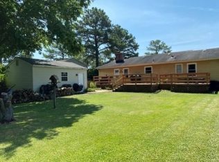 61 Messick Rd, Poquoson, VA 23662