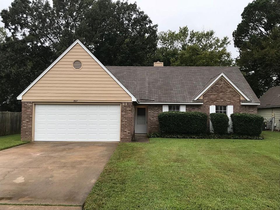 1st image of 7617 Coral Meadows Dr