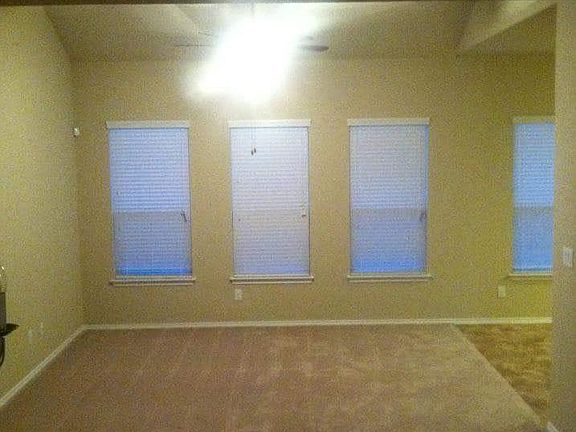 2nd image of 3314 Candlemoon Dr