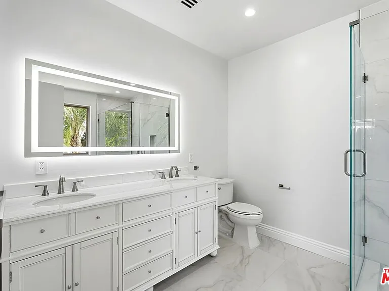 6717 Sunnyslope Ave — Photo 27