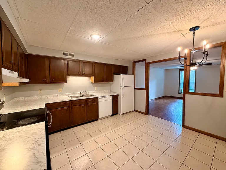 110 Elleta St #10 — Photo 5