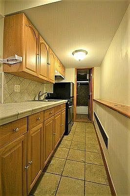 2nd image of 341 W 71st St #B