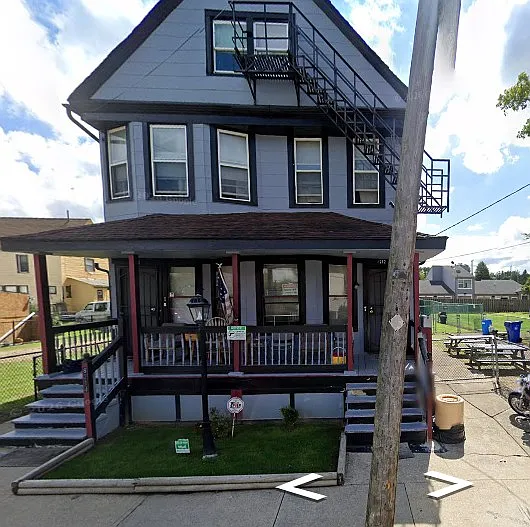 8212 Golden Ave #1