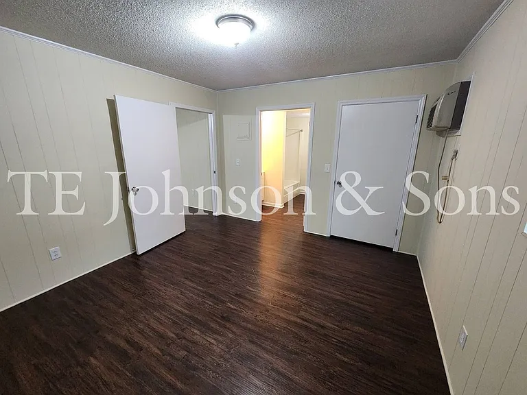 126 Weatherwood Ct #1 — Photo 7
