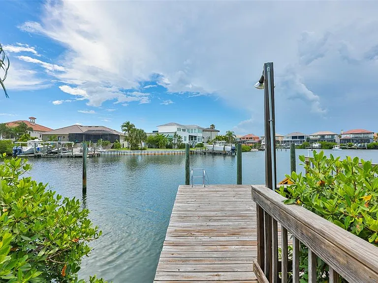 929 Symphony Isles Blvd — Photo 50