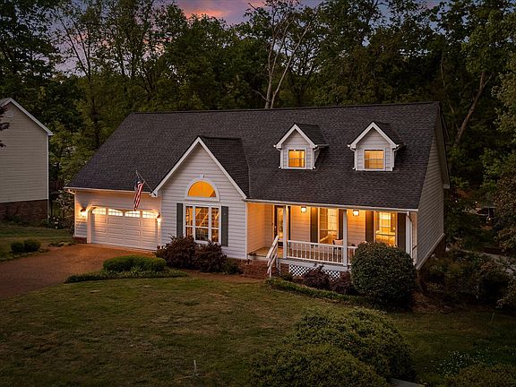 3rd image of 12424 Creek Hollow Ln
