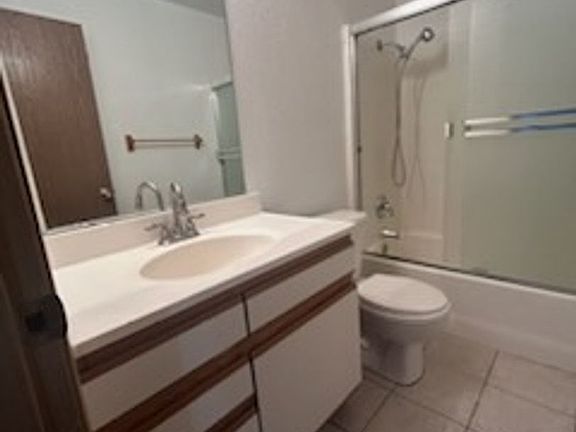 4th image of 1956 Darrah St APT 15