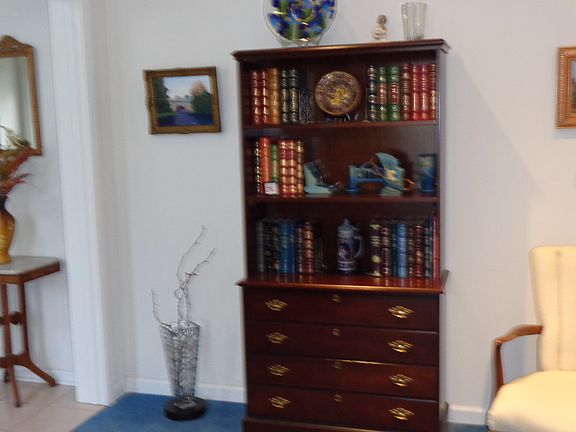Living rm into foyer