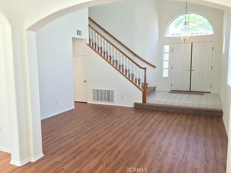 2196 Rancho Hills Dr — Photo 9