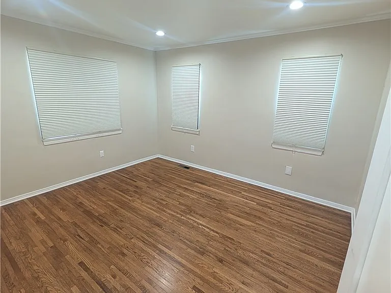 2609 Birch St — Photo 16