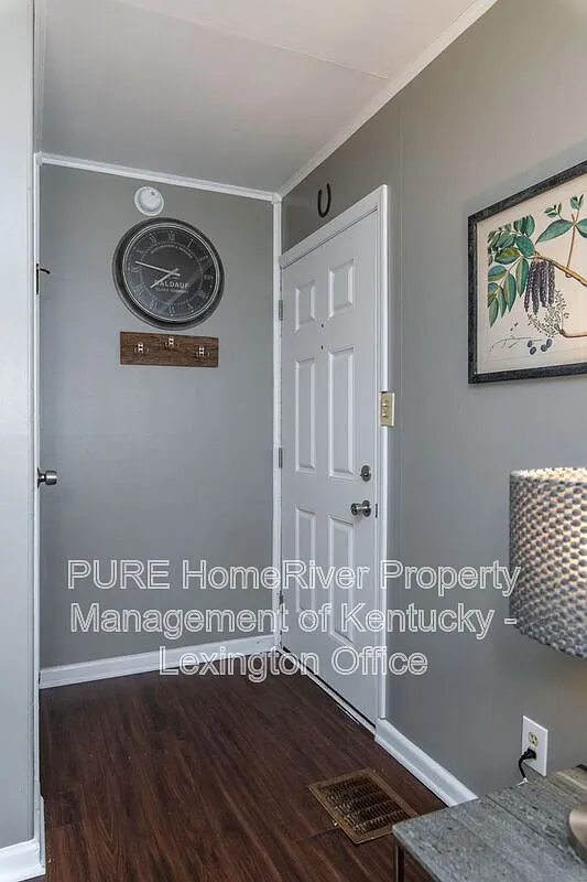 3 bed, 1.0 bath, 864 sqft, $1,495 — Photo 3
