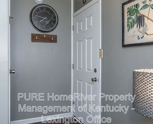 3rd image of 317 Mockingbird Ln