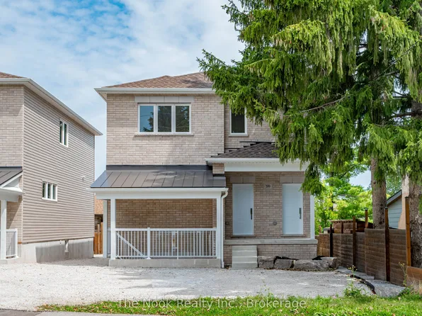 399 Thornton Rd N, Oshawa, ON