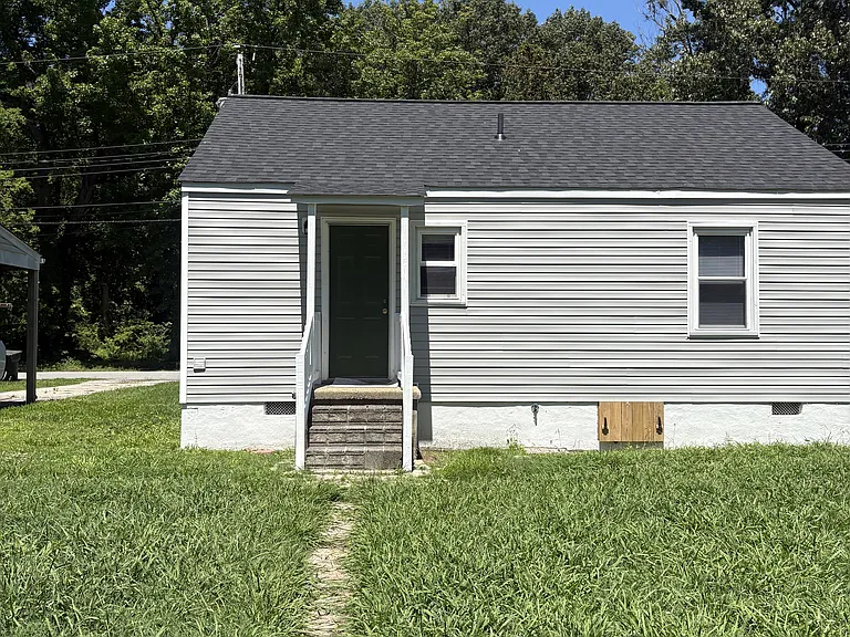 105 Roland Dr — Photo 11