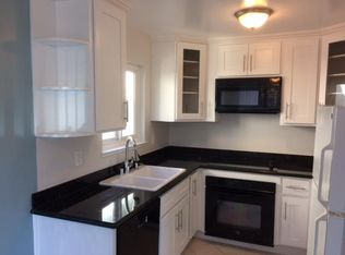 1621 6th Ave APT 3, Belmont, CA 94002