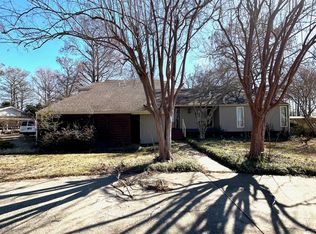 229 Lakeshore Dr, Ferriday, LA 71334