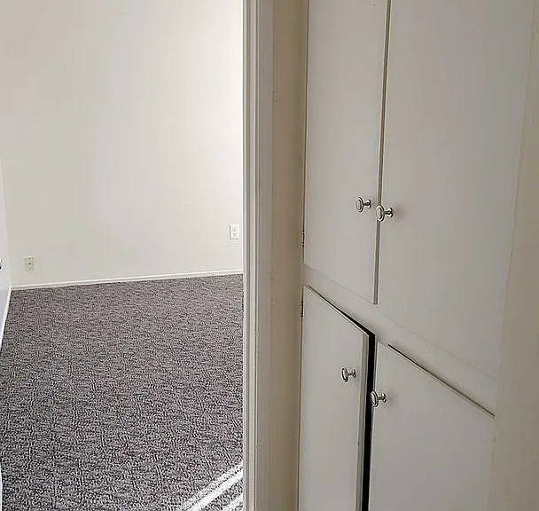 1015 L St #D — Photo 12