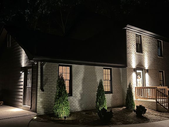 2nd image of 771 Tyrone Rd