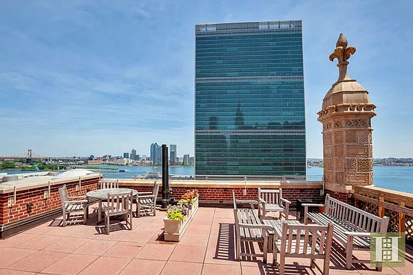 Rented by Halstead Real Estate | media 11