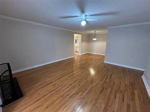 1016 Wingate Way Photo 1