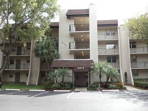 1st image of 9235 Lagoon Pl 315 #315