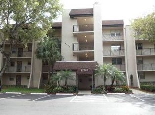9235 Lagoon Pl 315 #315, Davie, FL 33324