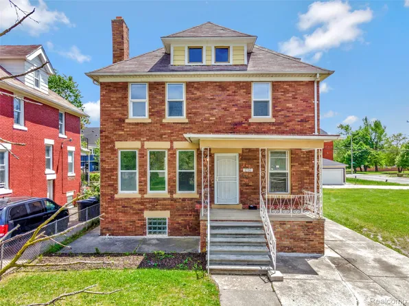 216 Holbrook St, Detroit, MI 48202