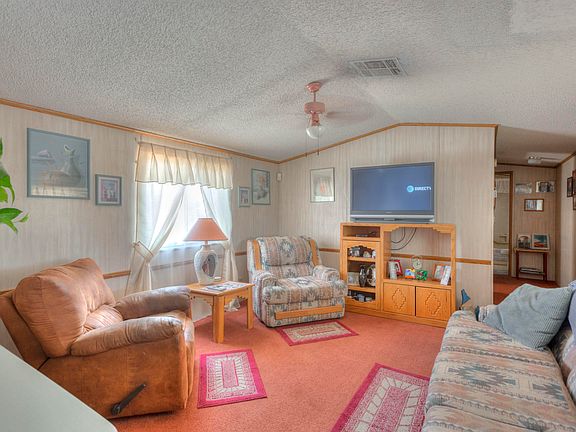 5th image of 17220 S Columbus Blvd #3