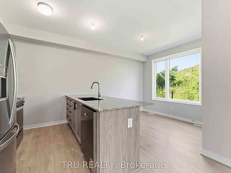 706 Expansion Rd — Photo 5