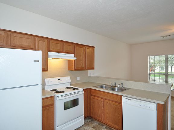 5th image of 24764B Penny Ln