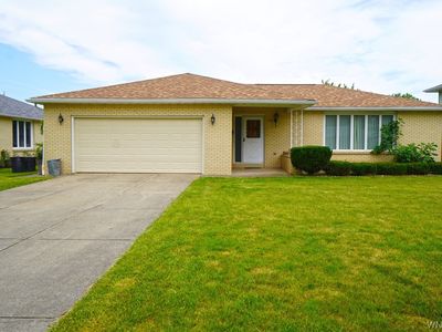 176 Noel Dr, Williamsville, NY, 14221