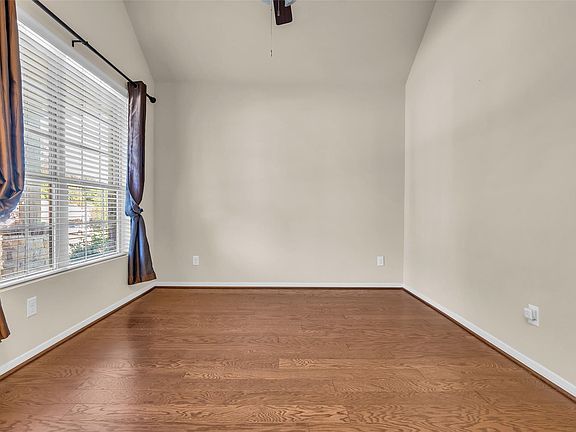 4th image of 12575 Canyon Falls Blvd