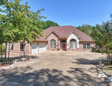 2 Alabanza Ln, Hot Springs Village, AR, 71909